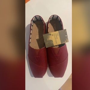 Brand new Toms - Venice Collection